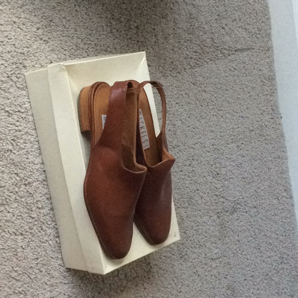 Shoes - Picture 4 of 6